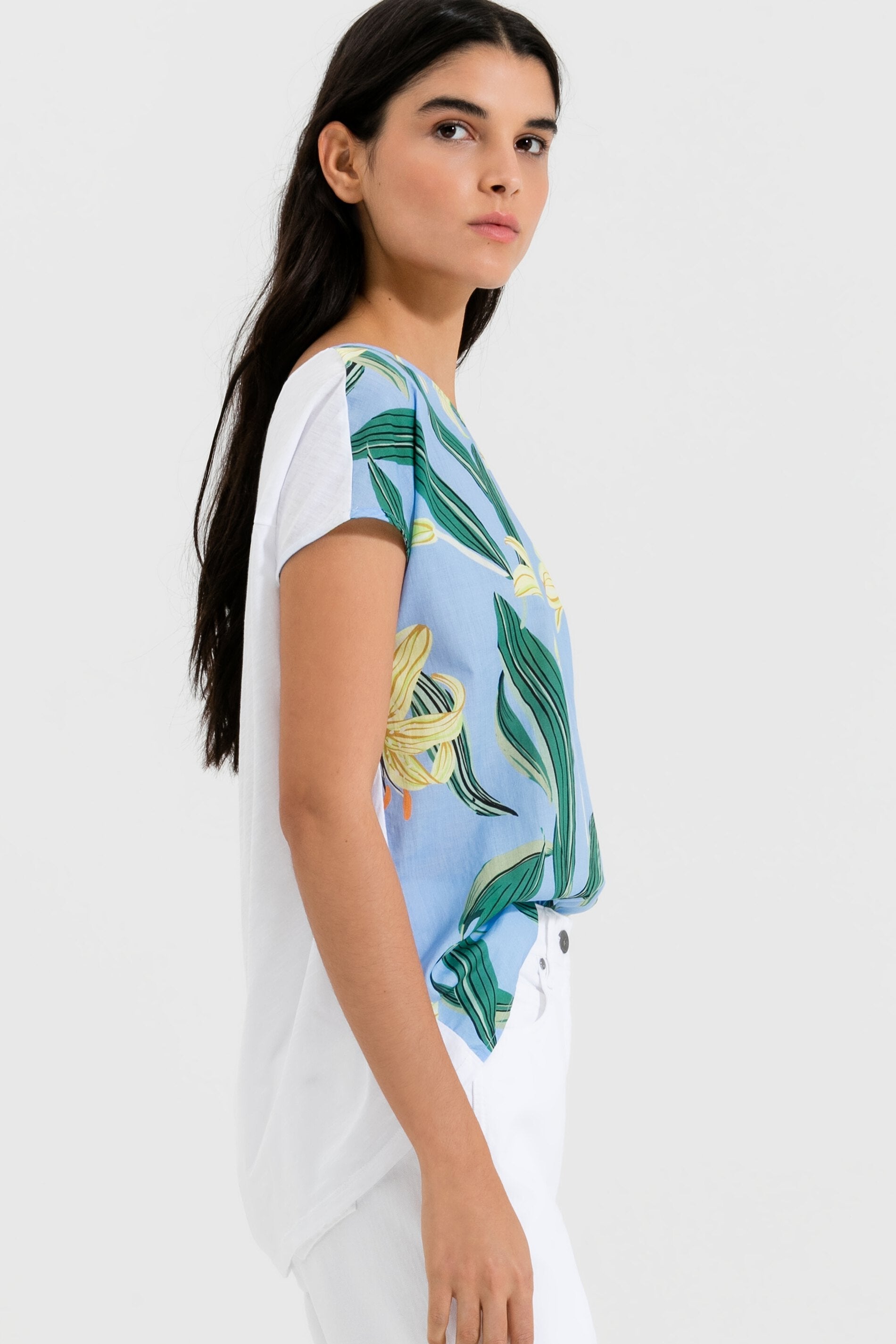 LUISA CERANO-OUTLET-SALE-T-Shirt mit Lily-Print-Shirts-by-ARCHIVIST