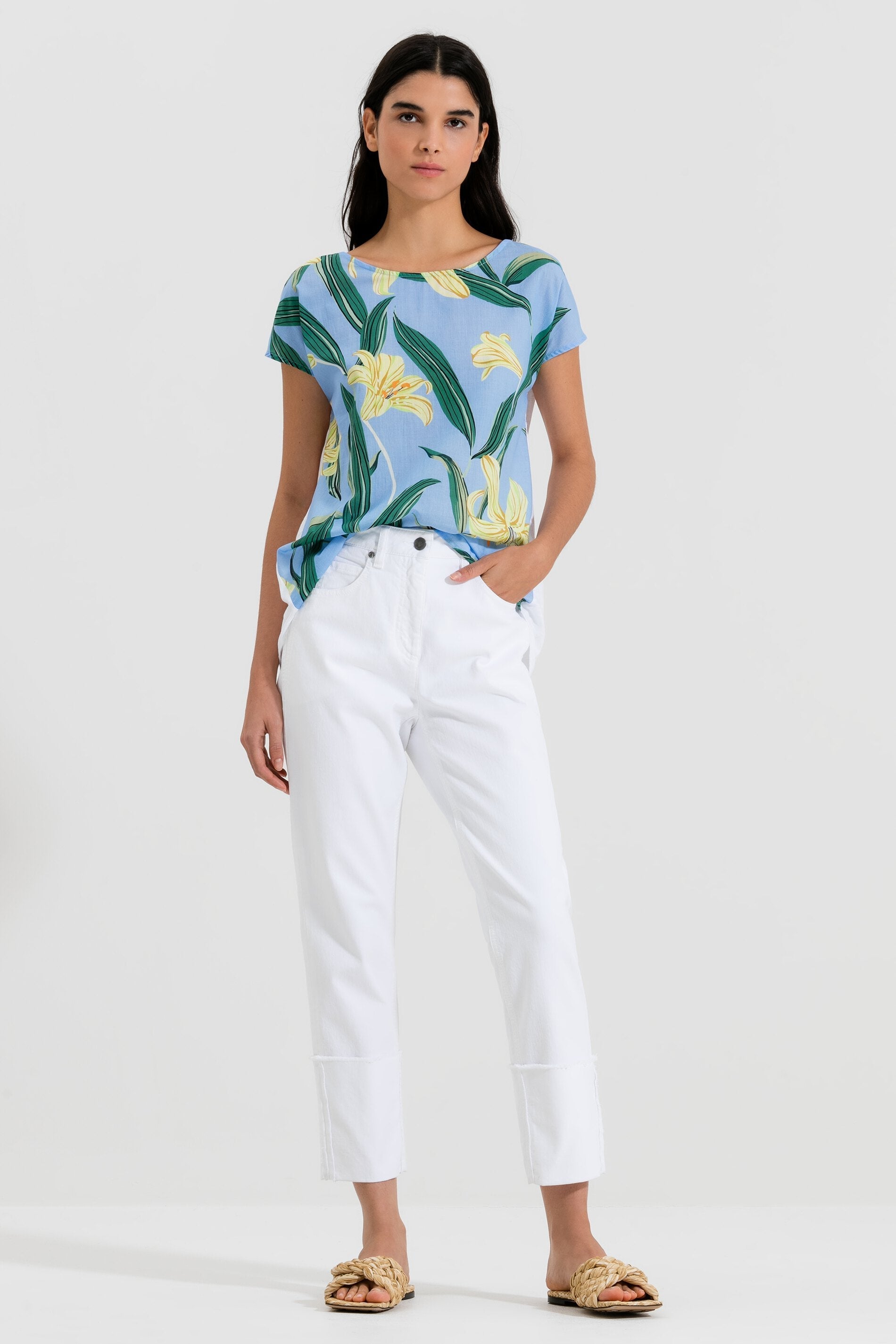 LUISA CERANO-OUTLET-SALE-T-Shirt mit Lily-Print-Shirts-by-ARCHIVIST